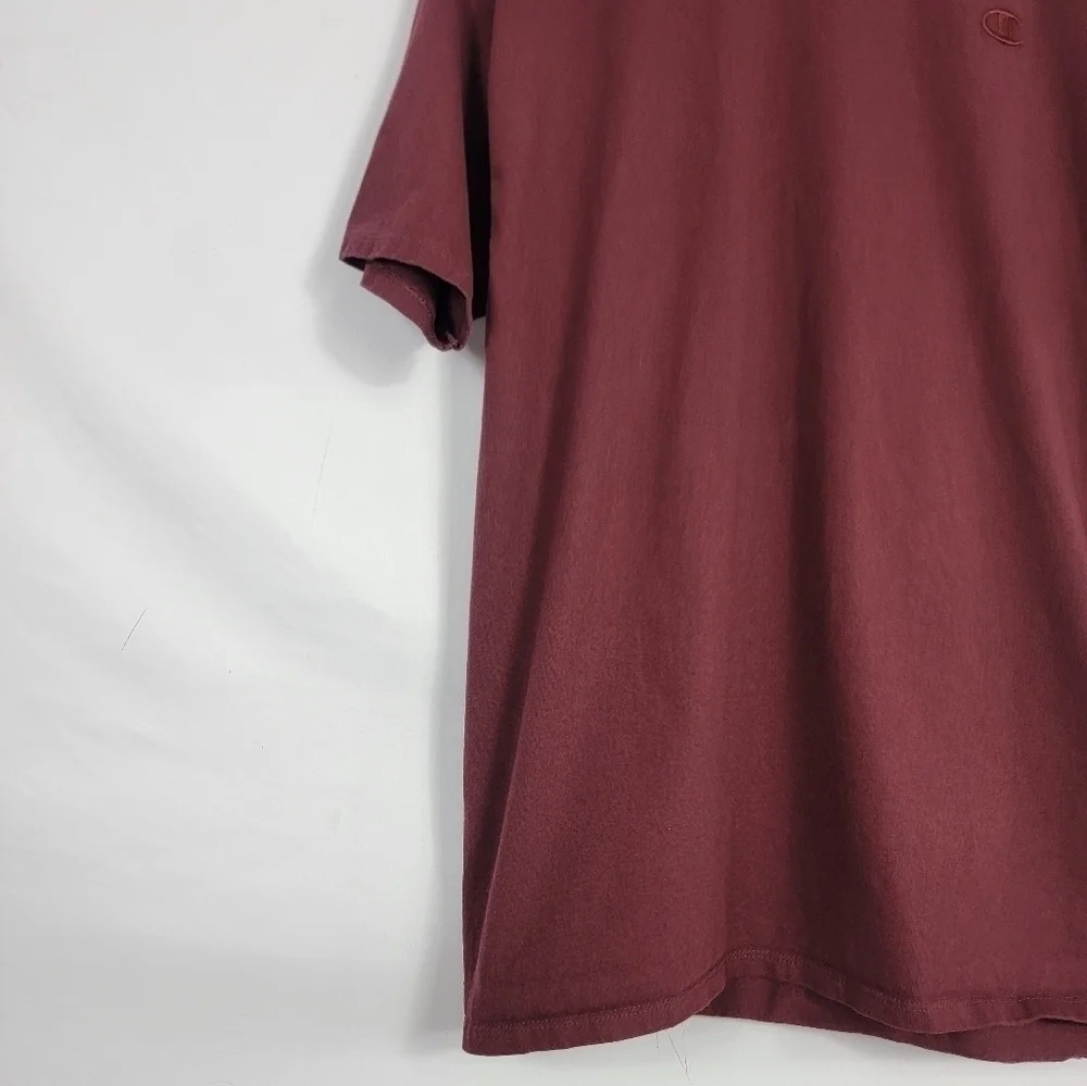 Mens Large Champion tshirt